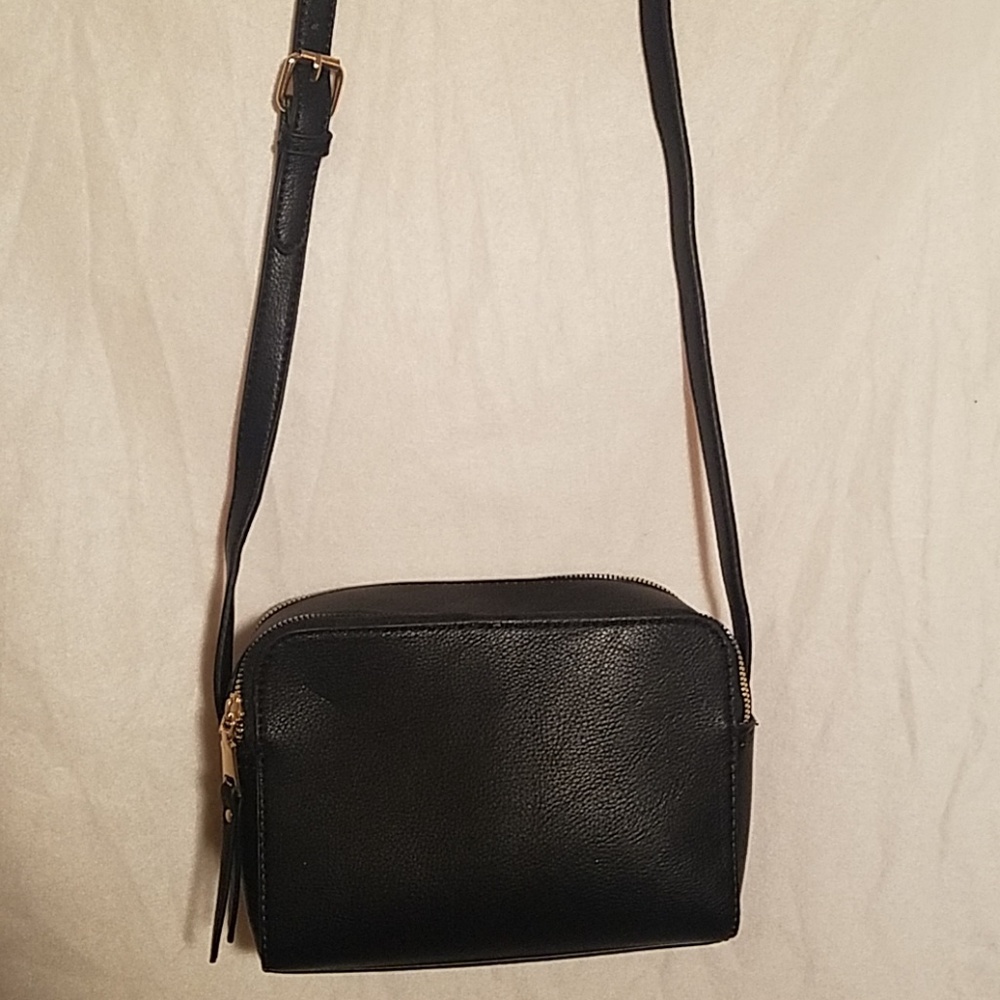 Black crossbody bag